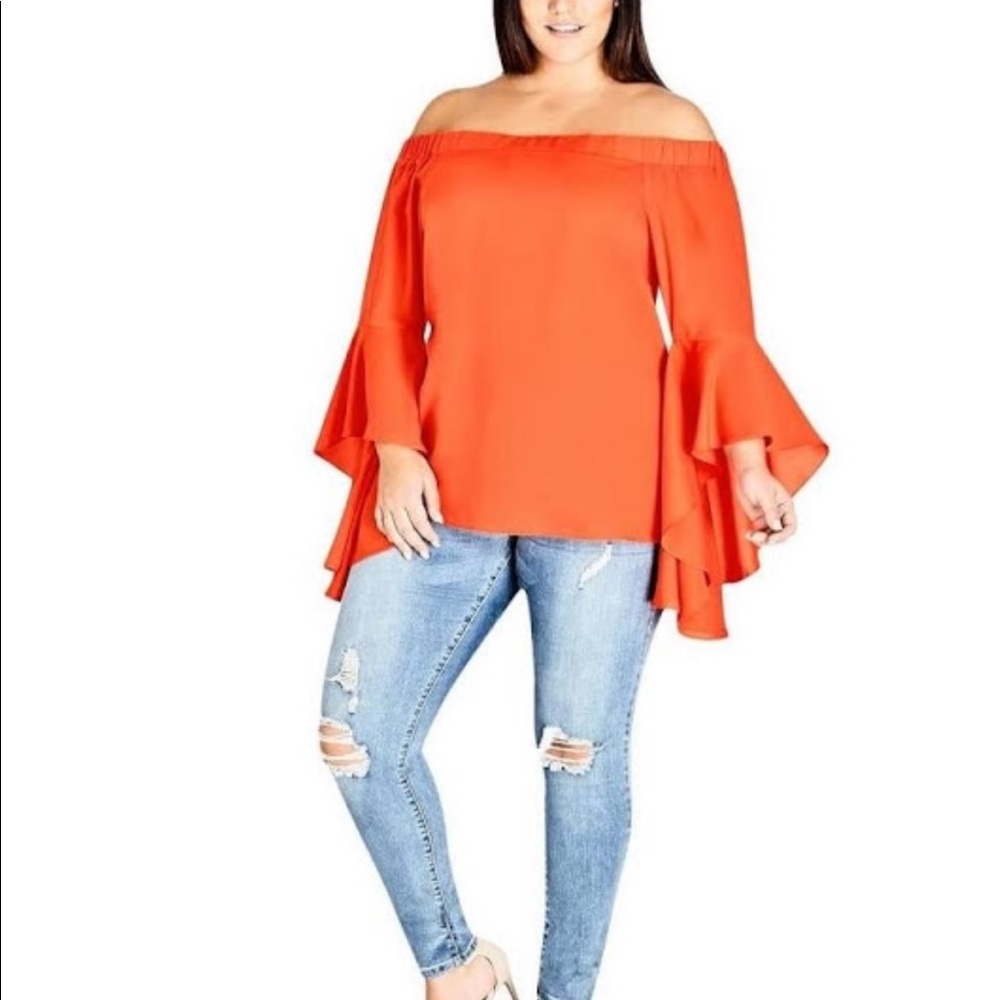 City chic off the shoulder blouse